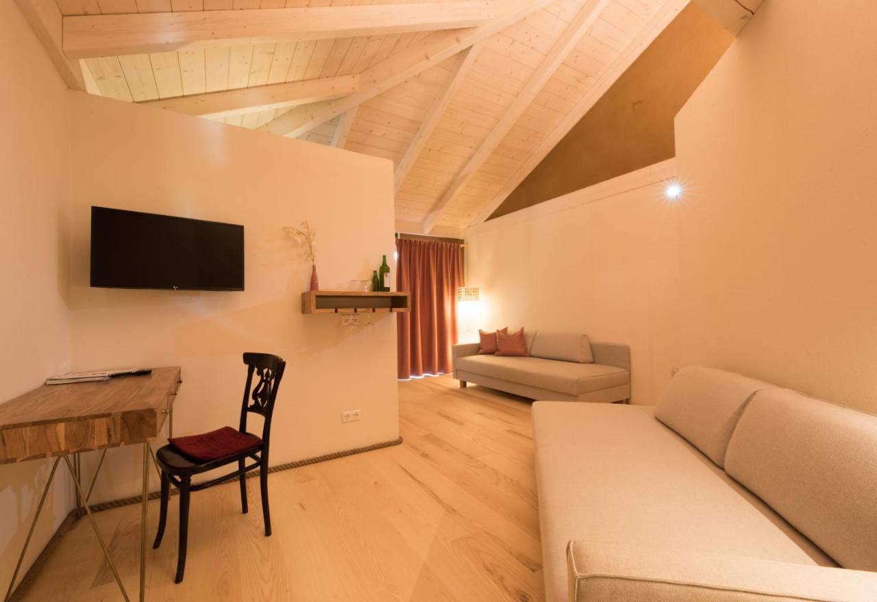 Weingut Georgium Bed & Breakfast Sankt Georgen am Längsee Exterior foto