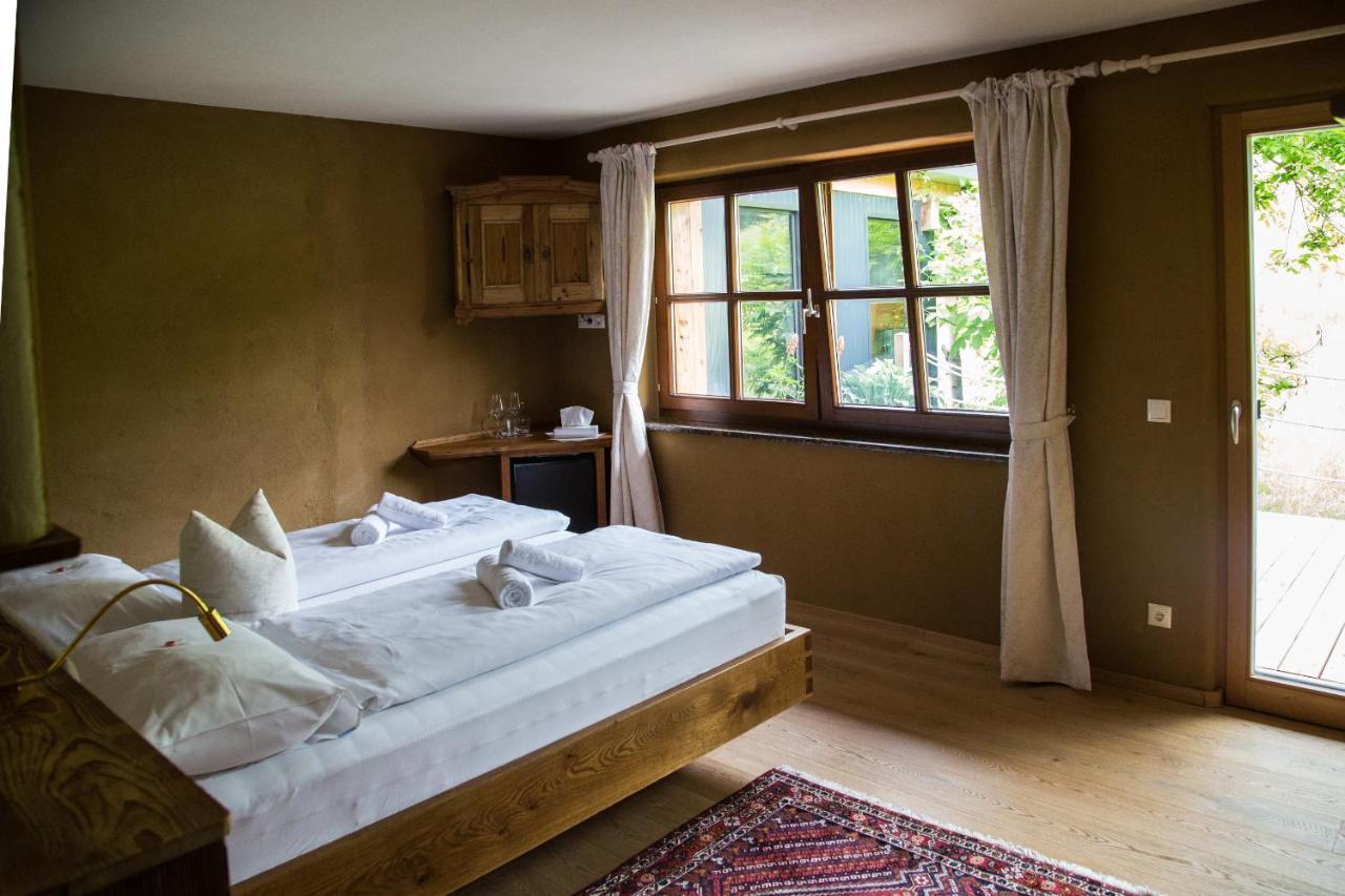 Weingut Georgium Bed & Breakfast Sankt Georgen am Längsee Exterior foto